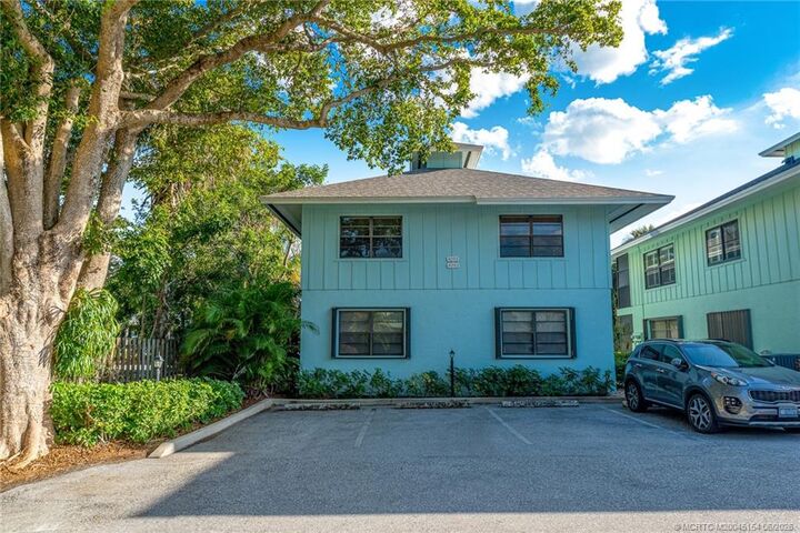 Property Photo: 4095 SE Centerboard Lane 6-B FL 34997