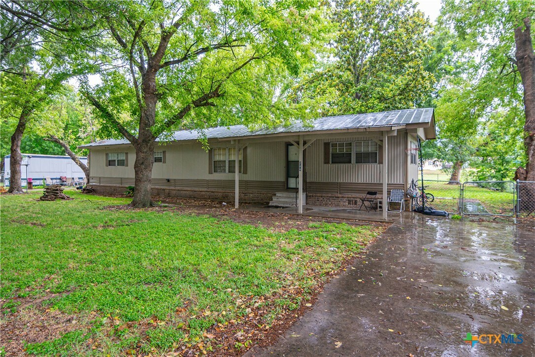 Property Photo:  244 NE Pecan Drive  TX 78123 