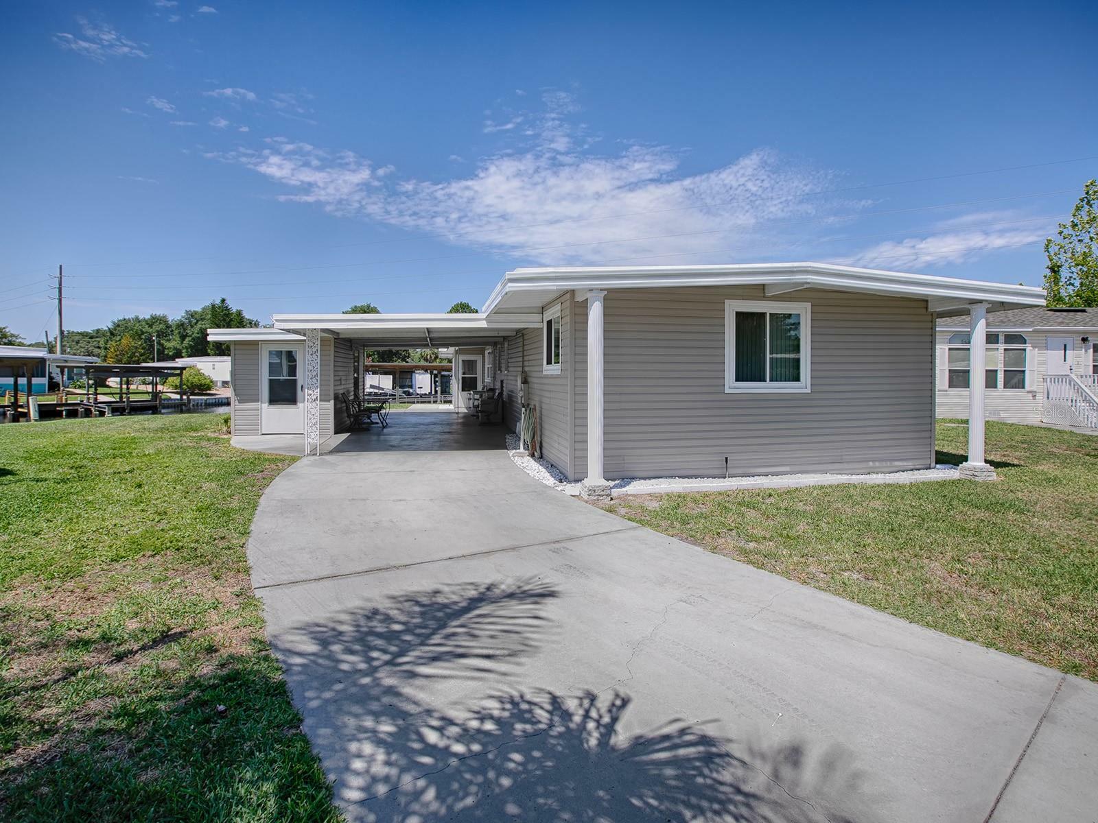 Property Photo:  11506 Johnson Circle  FL 32778 