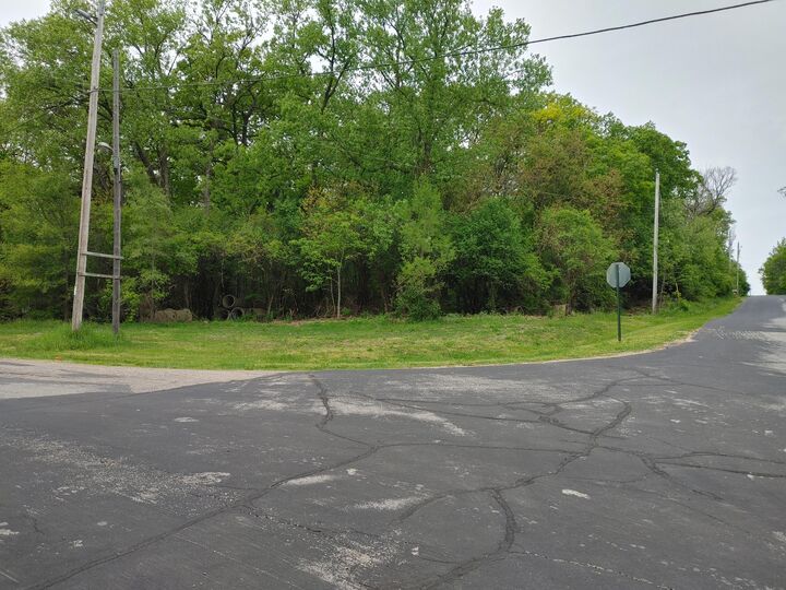 Property Photo: Lt4 Wisconsin Pkwy WI 53115