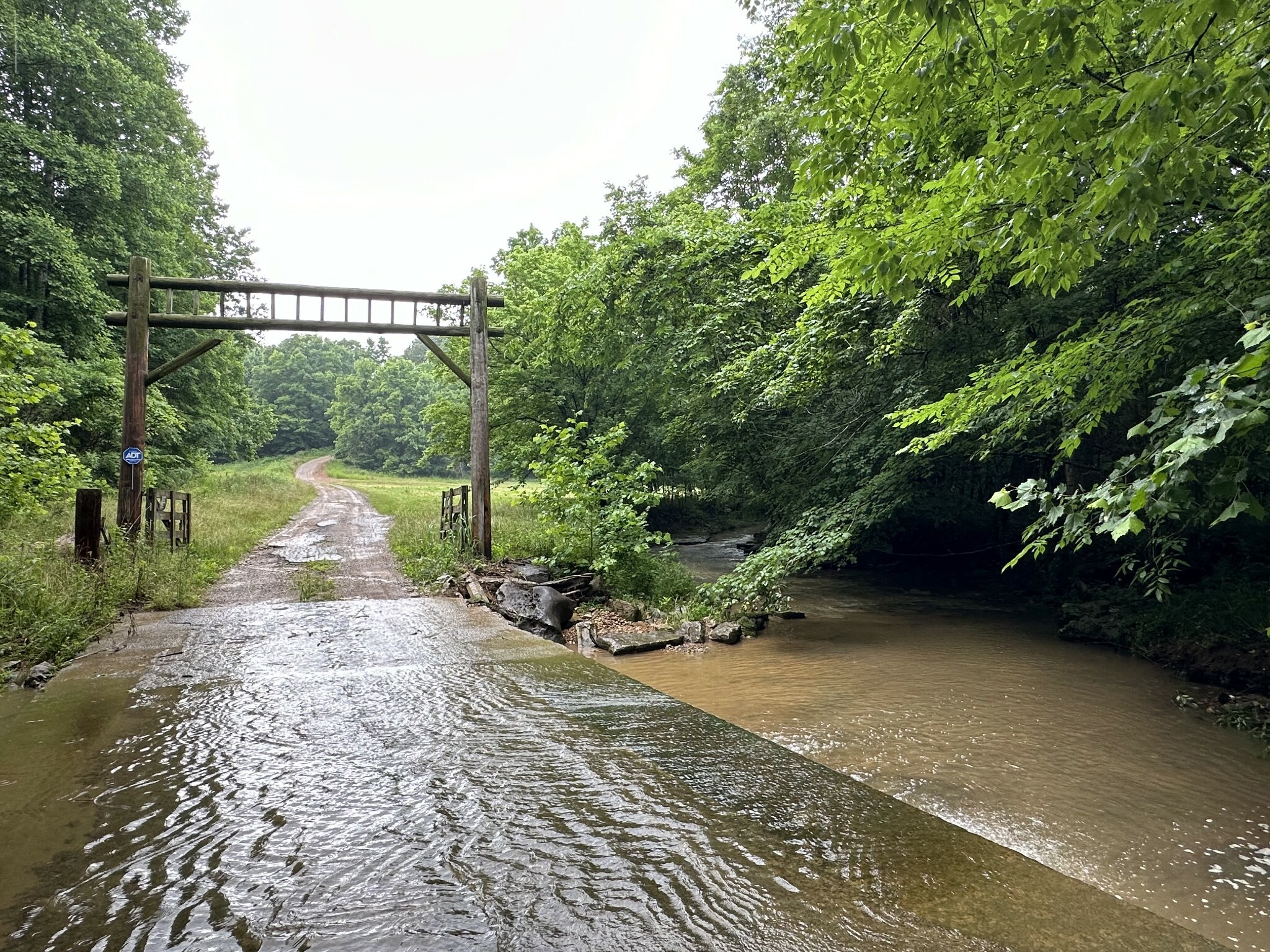 Property Photo:  245 Fanny Tom Gains Rd  KY 42134 