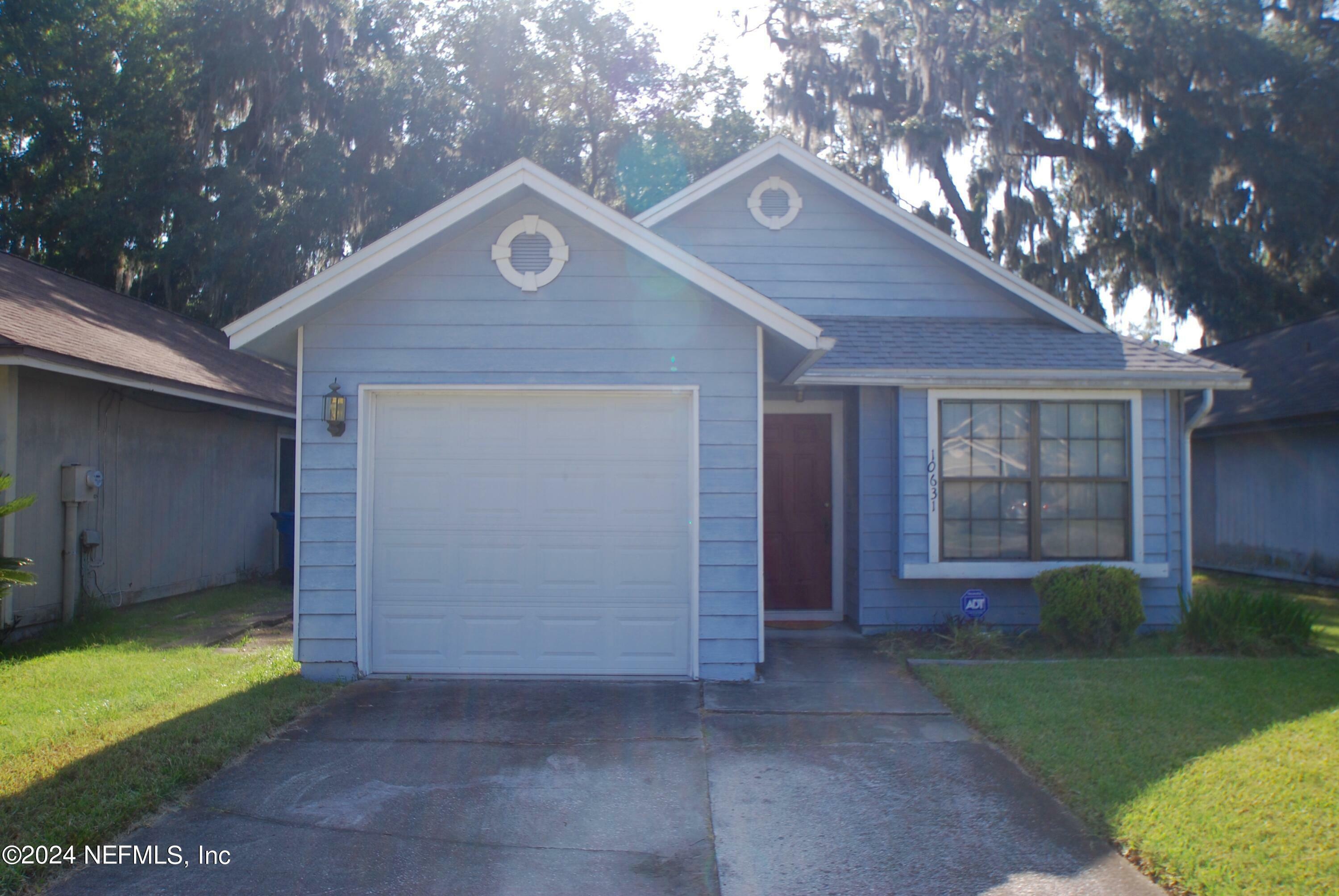 Property Photo:  10631 Northwyck Drive  FL 32218 