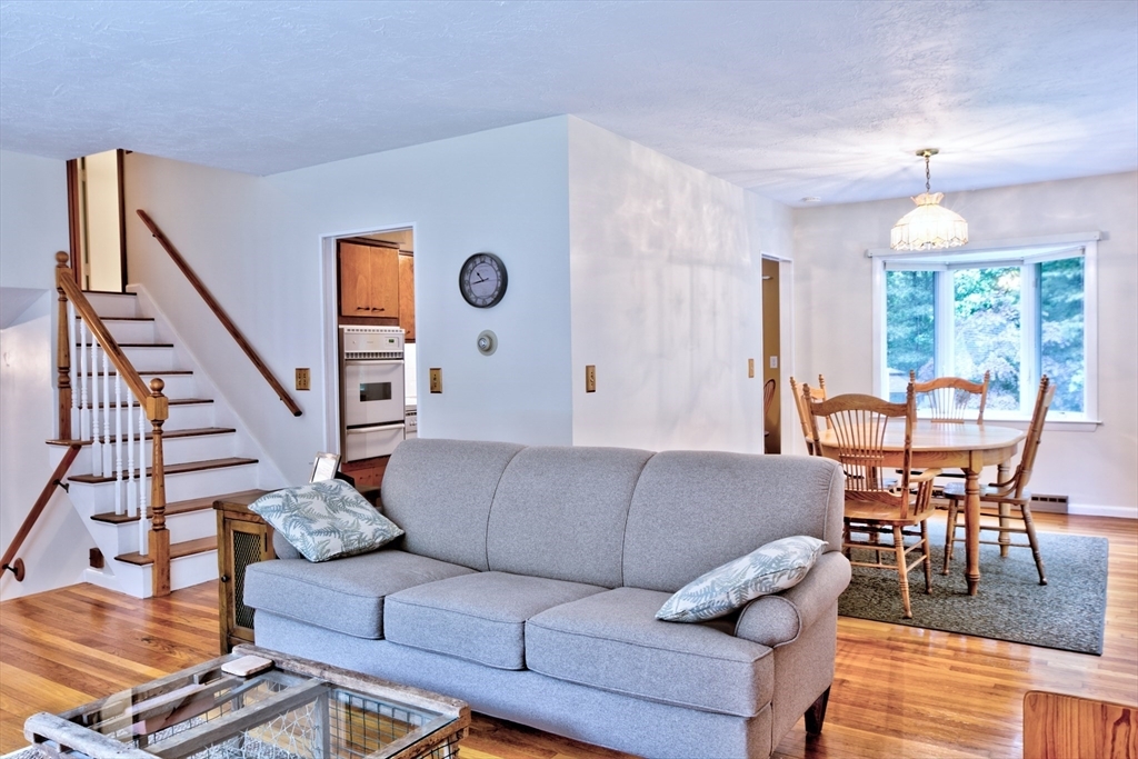 Property Photo:  10 Longmeadow Rd  MA 01824 