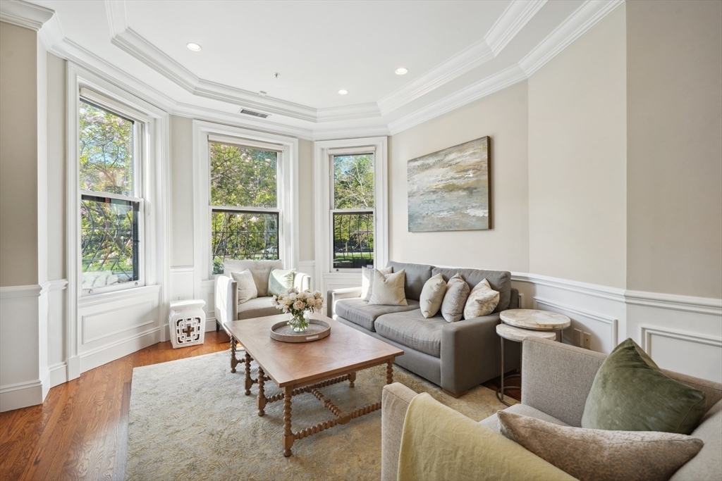 Property Photo: 340 Commonwealth Ave 1 MA 02115