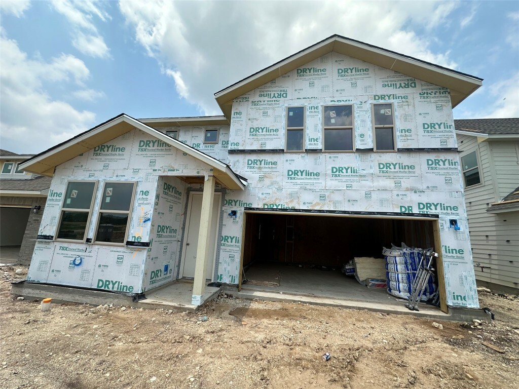 Property Photo: 127 Wrangell Way TX 78620