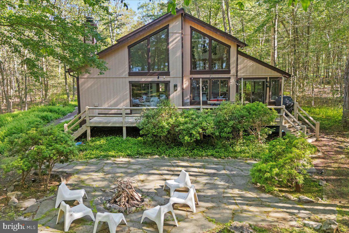 Property Photo: 268 Conestoga Trail PA 18350