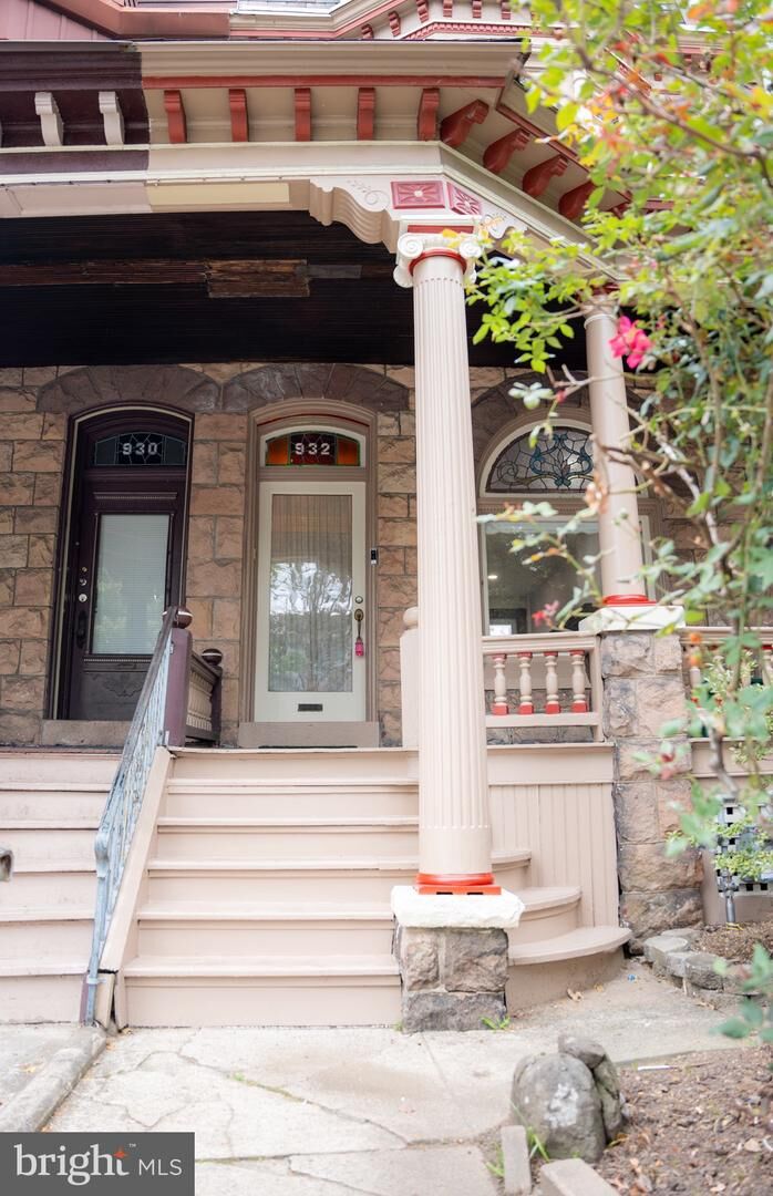 Property Photo: 932 N 5th Street PA 19601