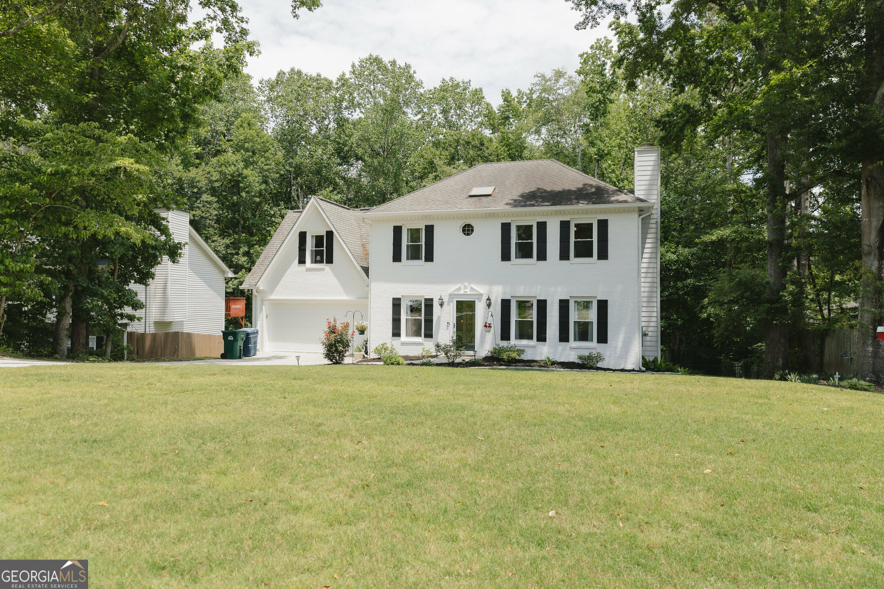 Property Photo: 203 Farmington Trace GA 30116
