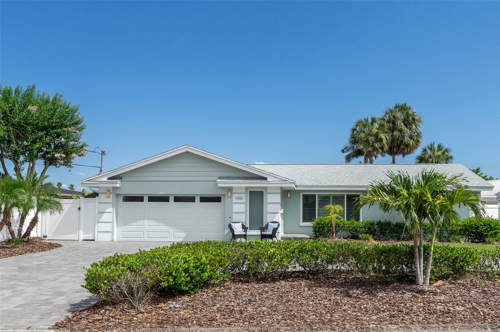 Property Photo:  1456 40th Avenue NE  FL 33703 