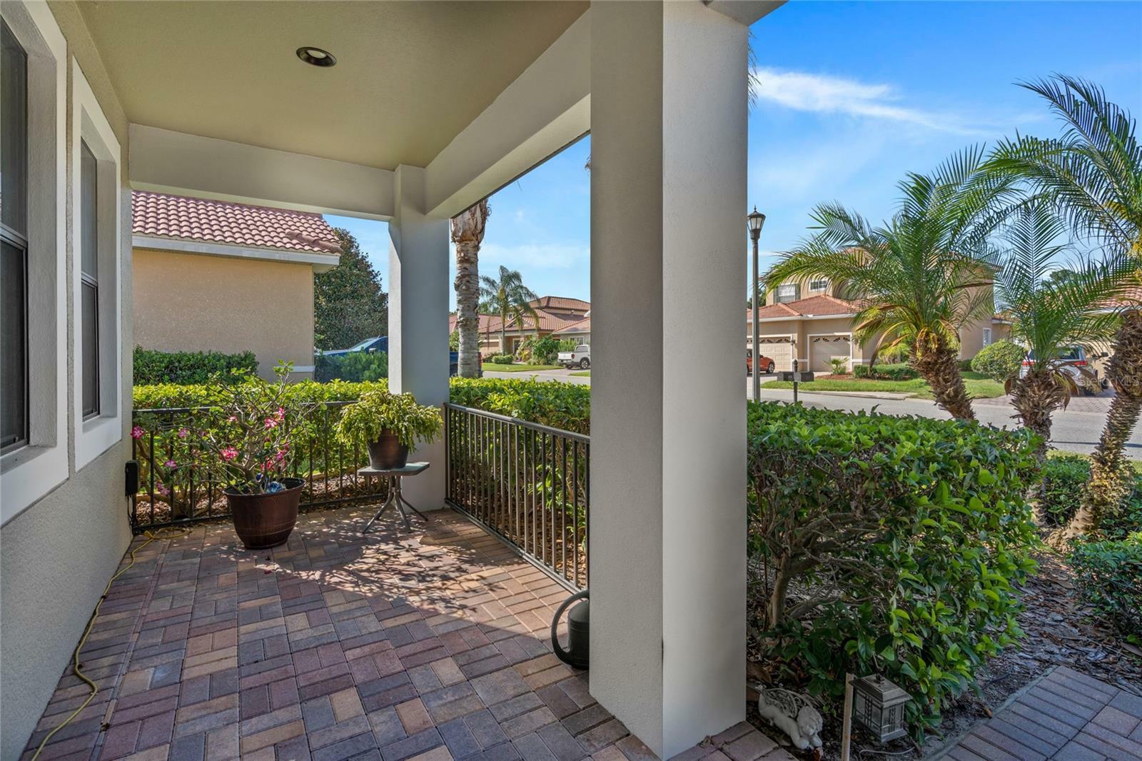 Property Photo:  1716 Altavista Circle  FL 33810 