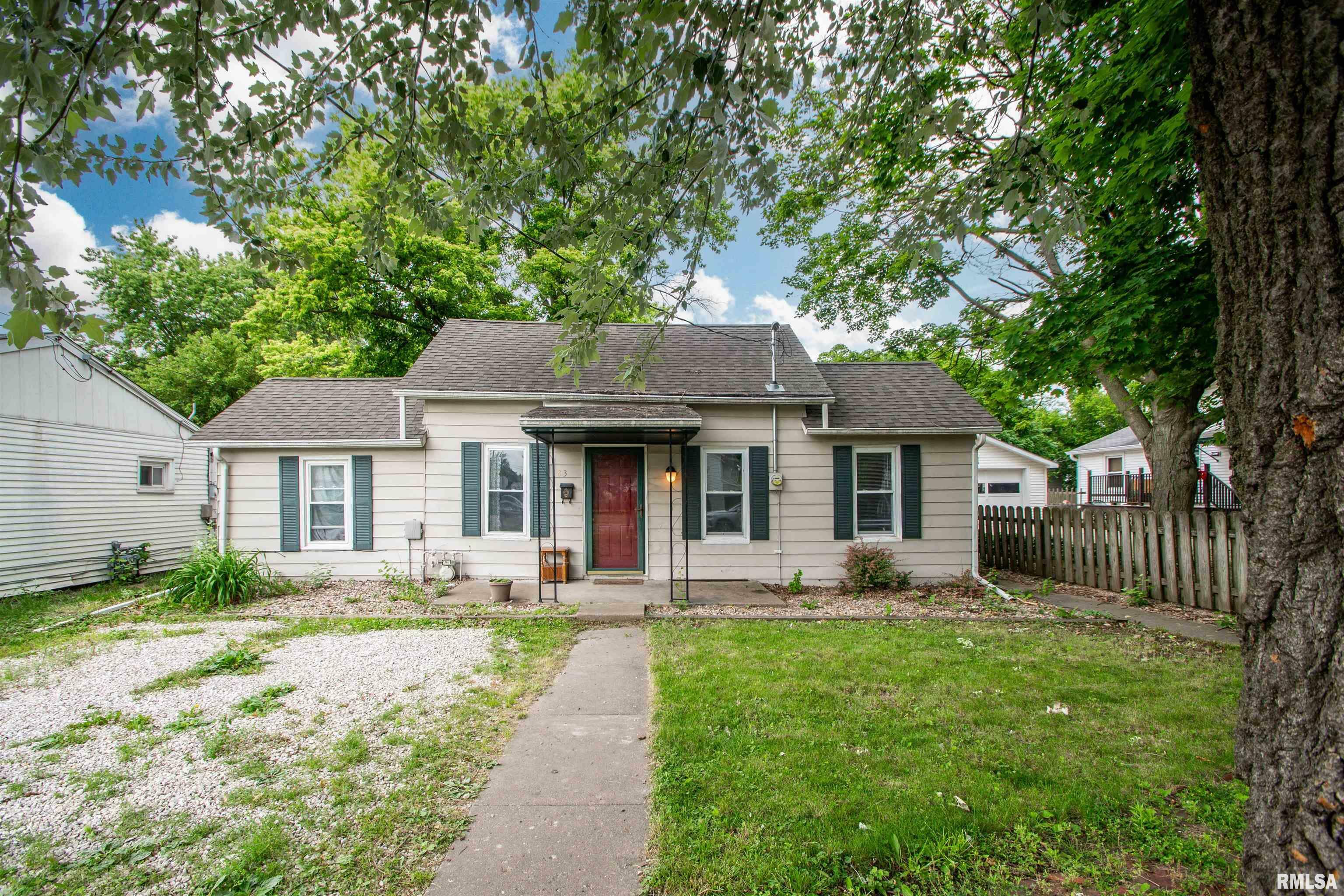 Property Photo:  183 W Court Street  IL 61531 