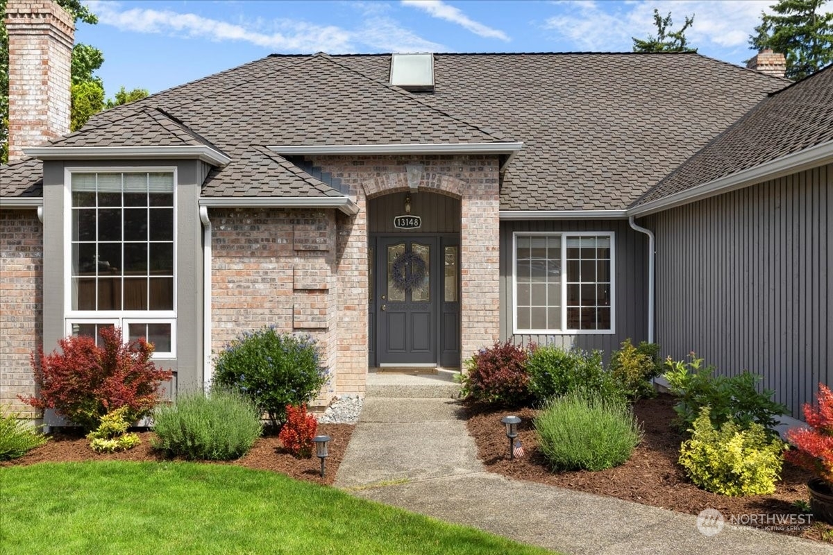 Property Photo: 13148 NE 202nd Court WA 98072