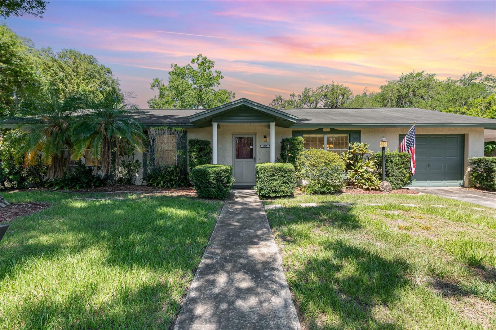 Property Photo:  2010 Cordova Drive  FL 32771 