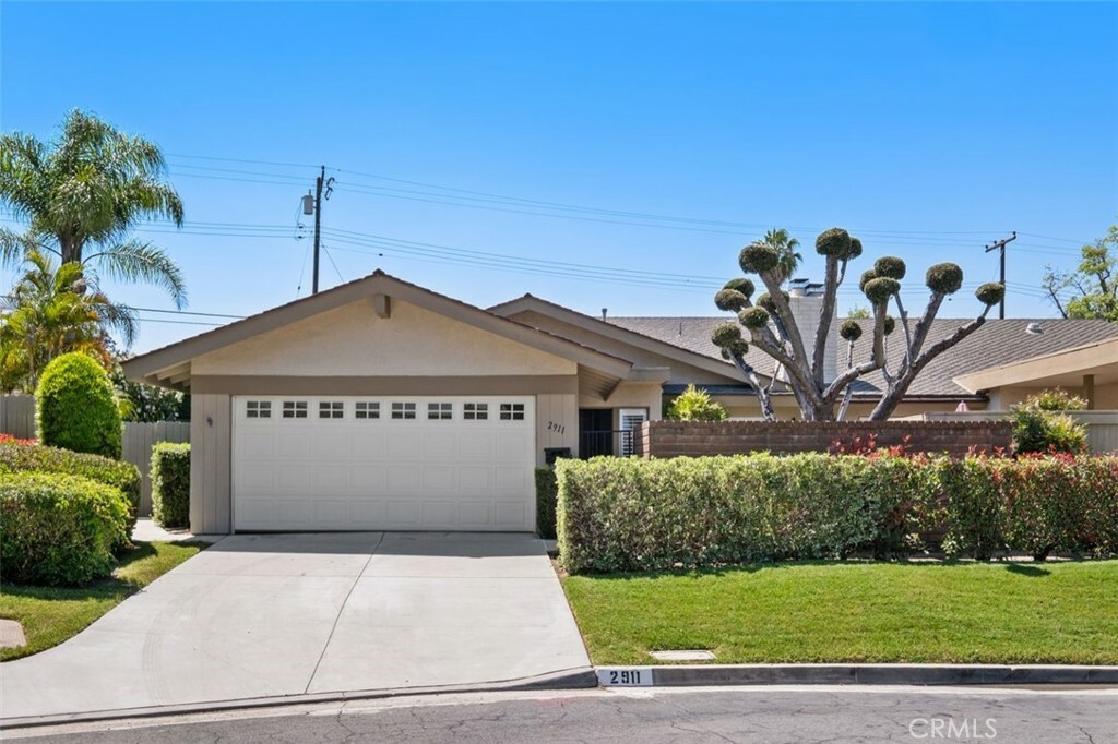 Property Photo:  2911 Persimmon Place  CA 92835 