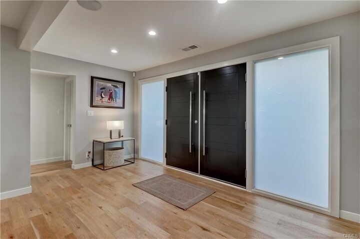 Property Photo: 1385 Coronet Avenue CA 91107