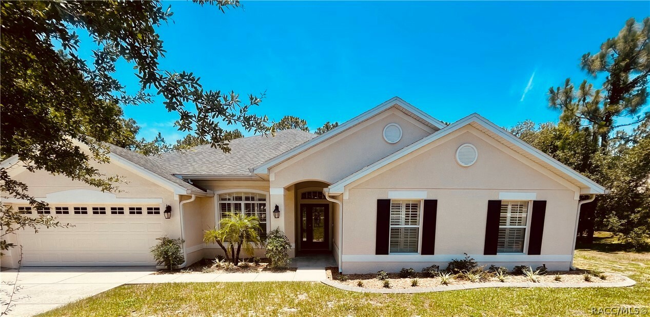 Property Photo:  163 Cypress Boulevard E  FL 34446 