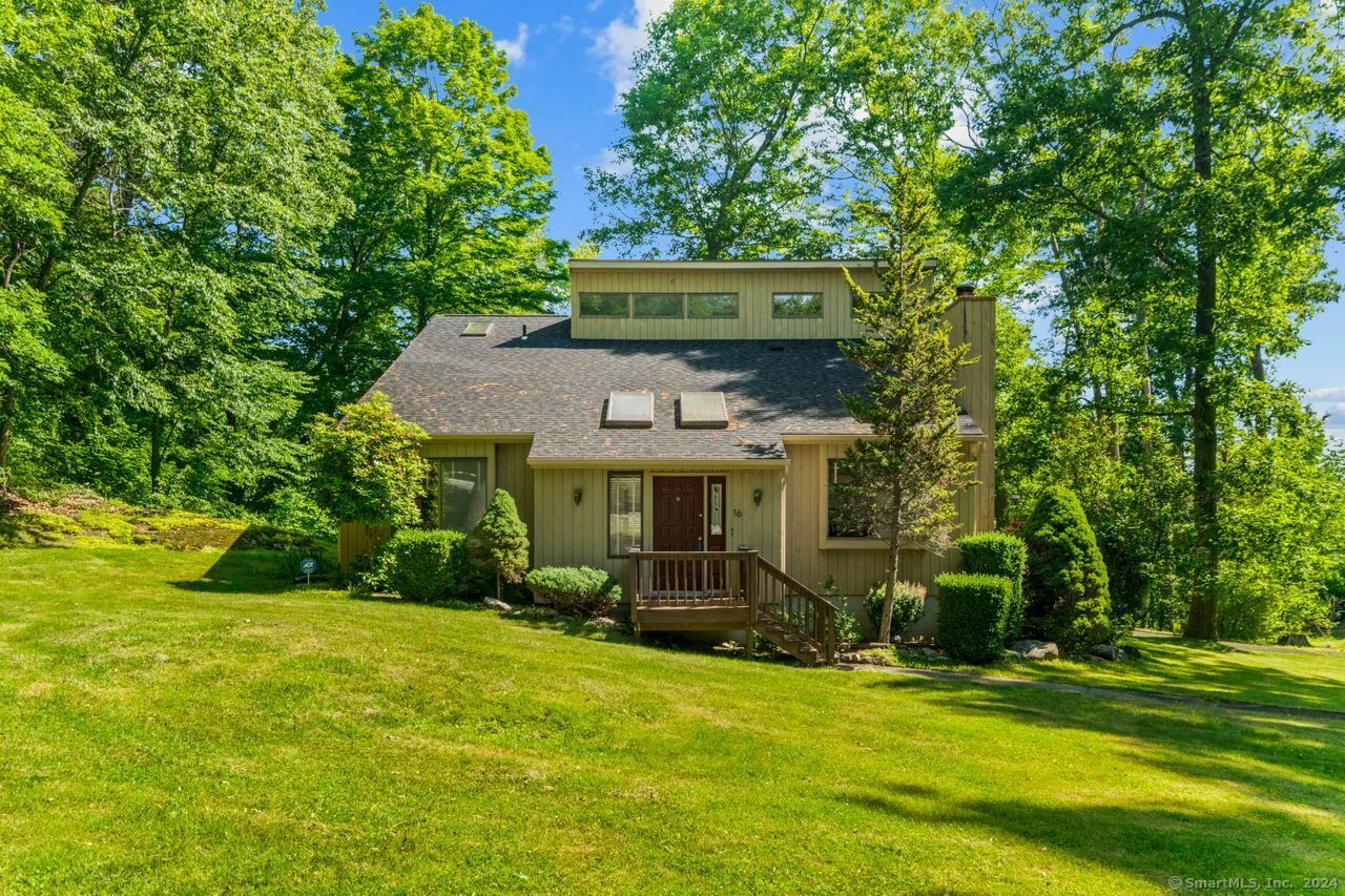 Property Photo: 16 Contemporary Drive CT 06811