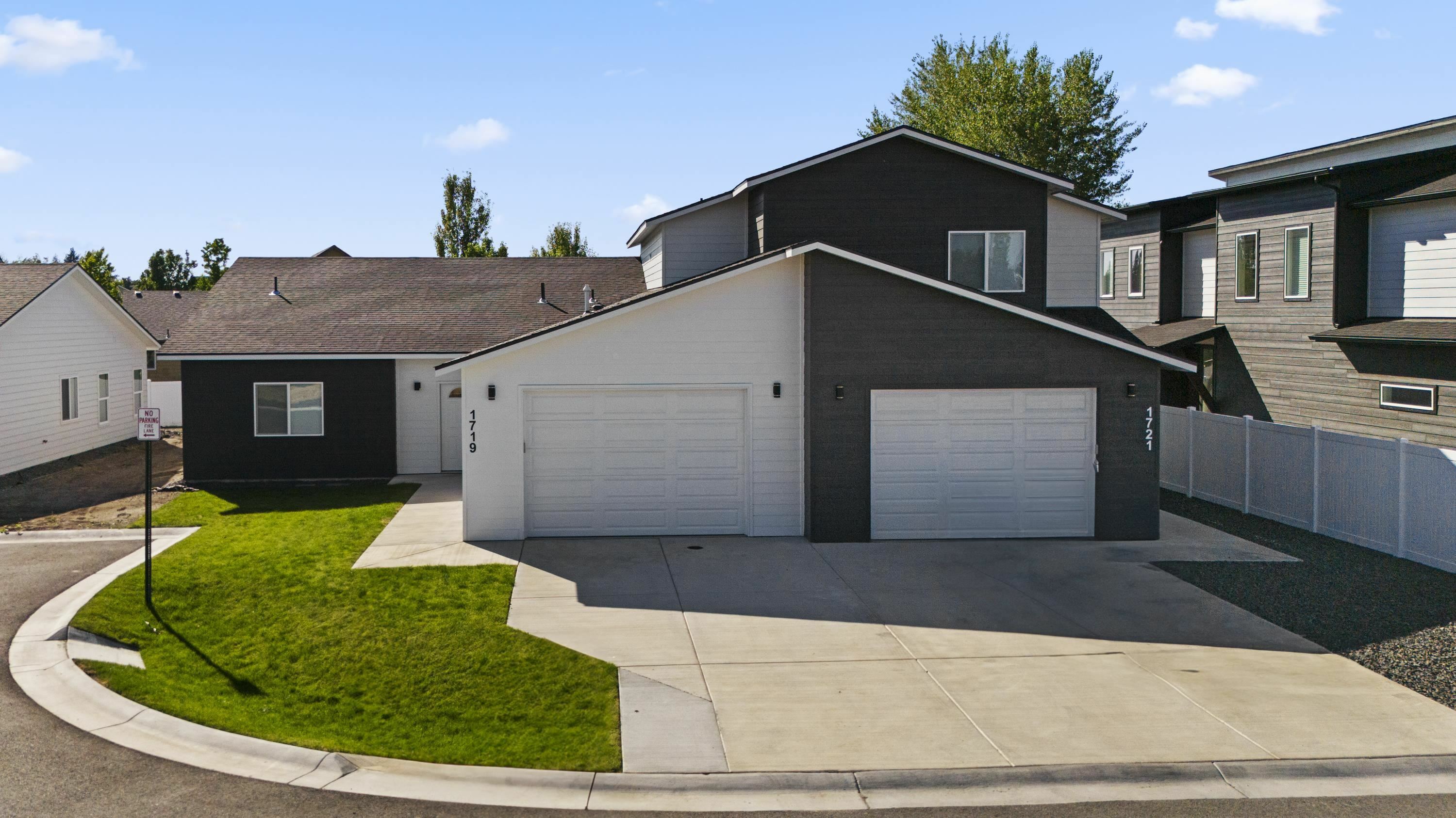 Property Photo:  1719 N Manifold Ln  WA 99016 