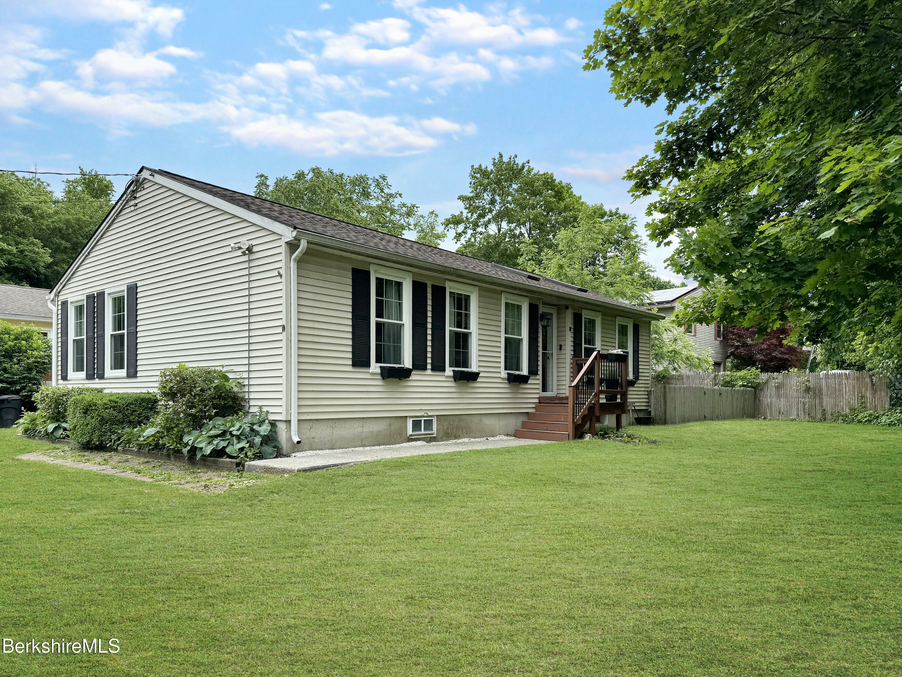 Property Photo: 10 Brookline Ave MA 01201