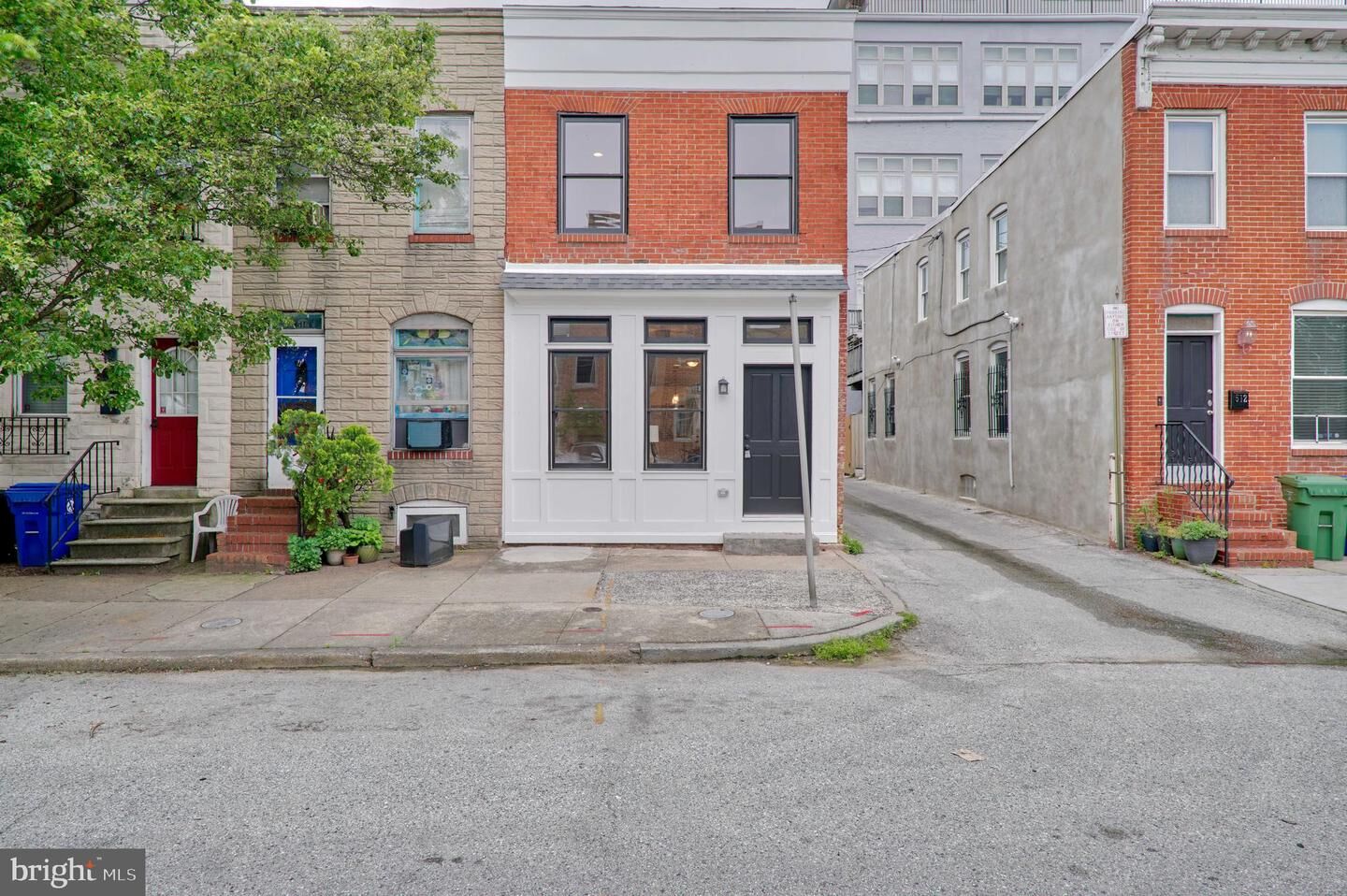 Property Photo: 514 S Milton Avenue MD 21224