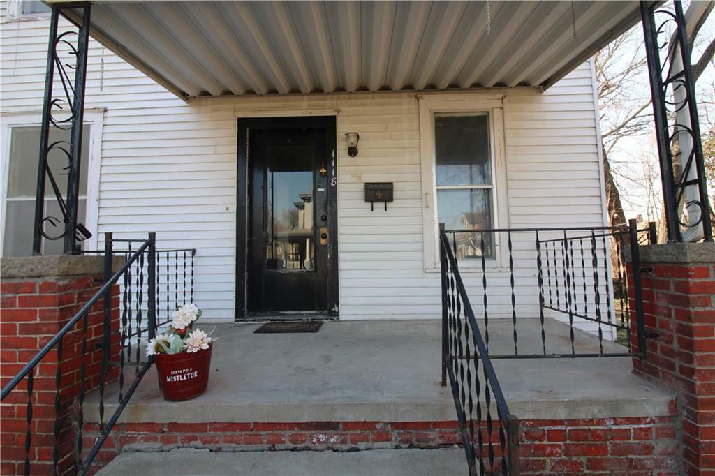 Property Photo:  1118 Henry Street  MO 64501 