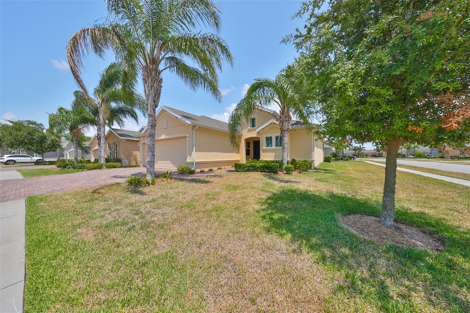 Property Photo:  1736 Pacific Dunes Drive  FL 33573 