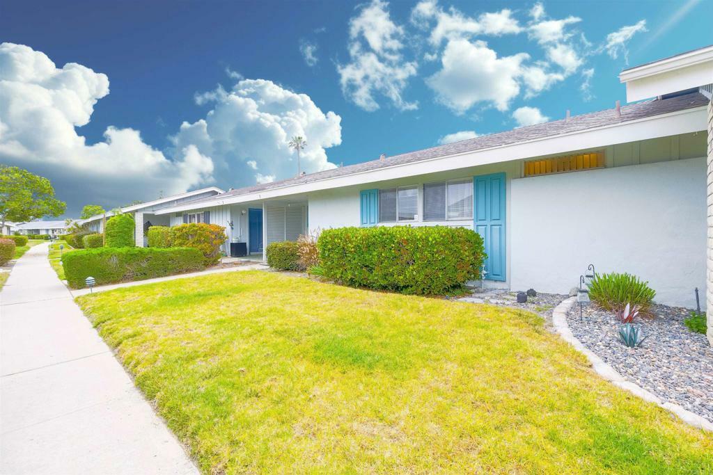Property Photo: 3760 S Vista Campana 3 CA 92057
