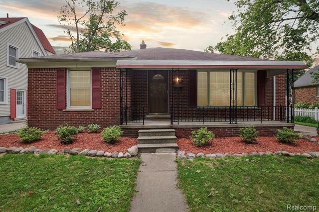 Property Photo:  11410 Auburndale Street  MI 48150 