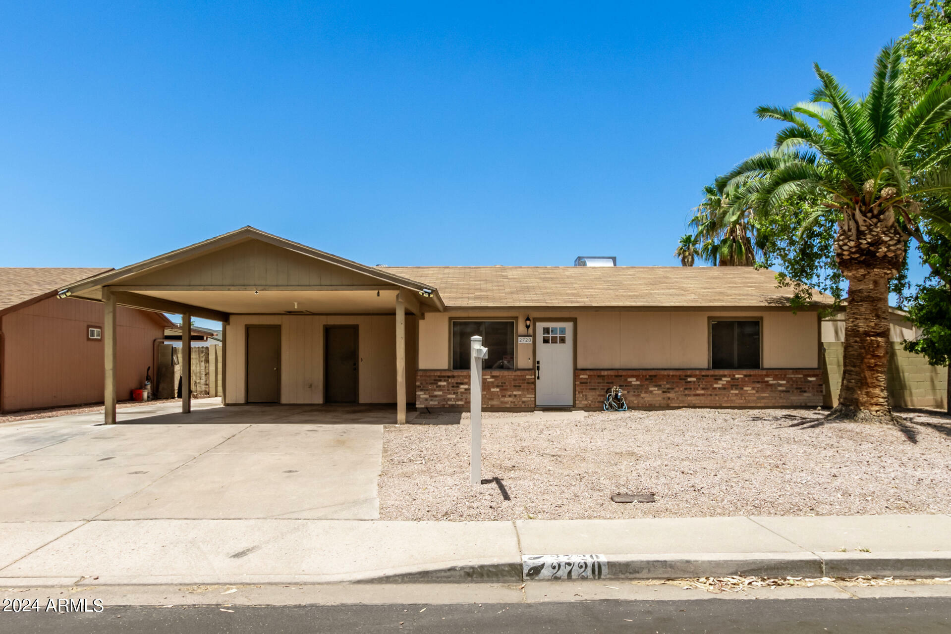 Property Photo:  2720 E Irwin Avenue  AZ 85204 