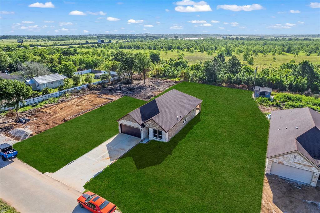 Property Photo:  244 Alleda Road  TX 77484 