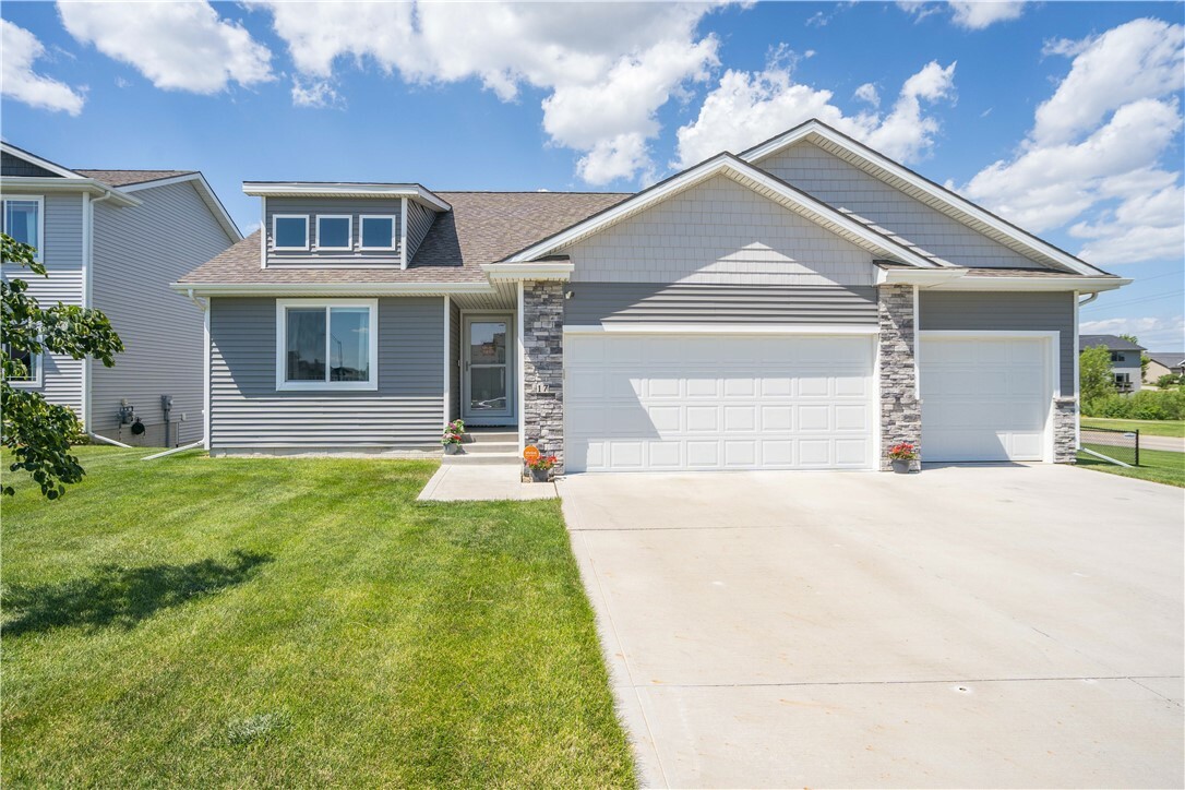 17 NW Gracewood Drive  Waukee IA 50263 photo