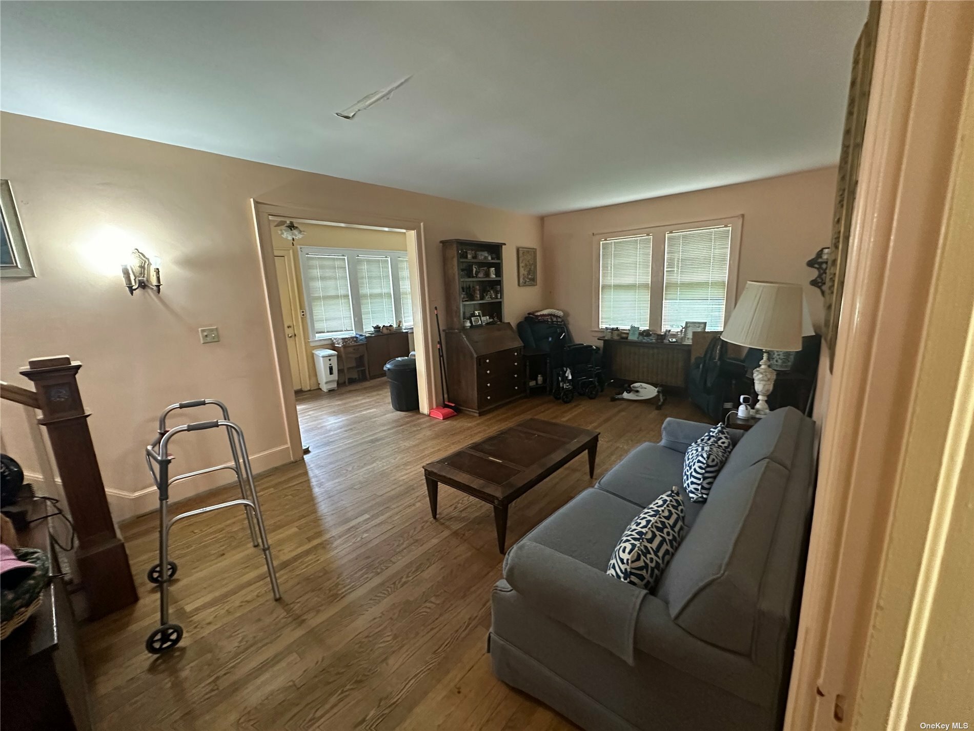 Property Photo:  7 Hayden Avenue  NY 11024 