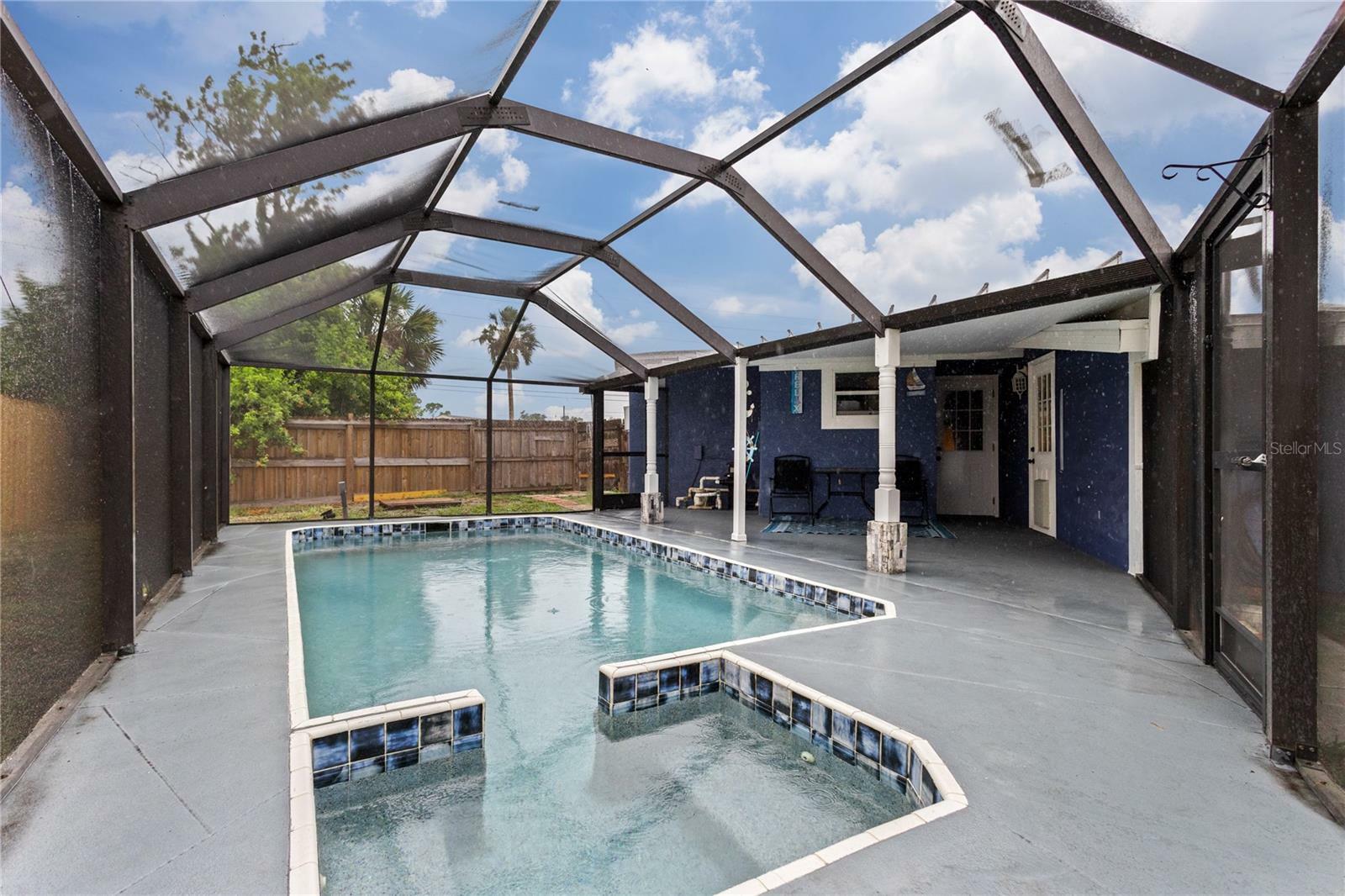 Property Photo:  22079 Laramore Avenue  FL 33952 