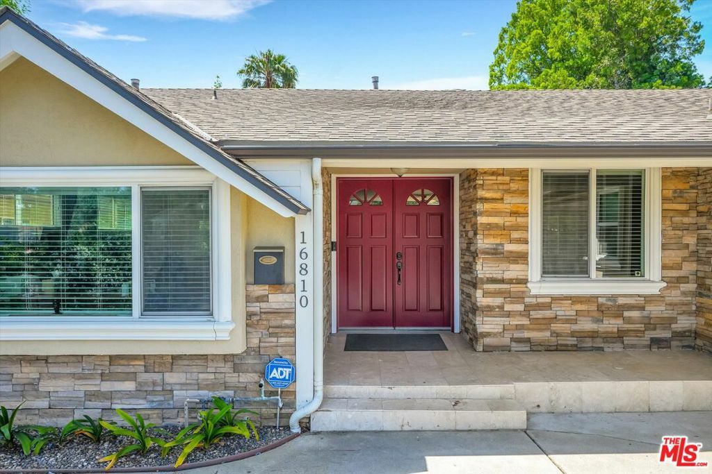 Property Photo:  16810 Minnehaha Street  CA 91344 