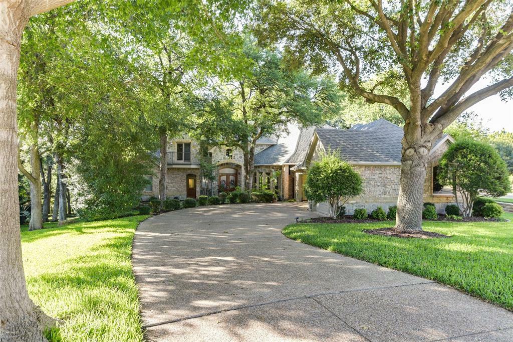 Property Photo:  1014 Amanda Drive  TX 76063 