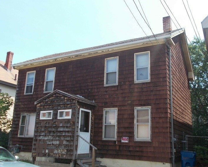 Property Photo:  15 Bunkerhill St  MA 01841 