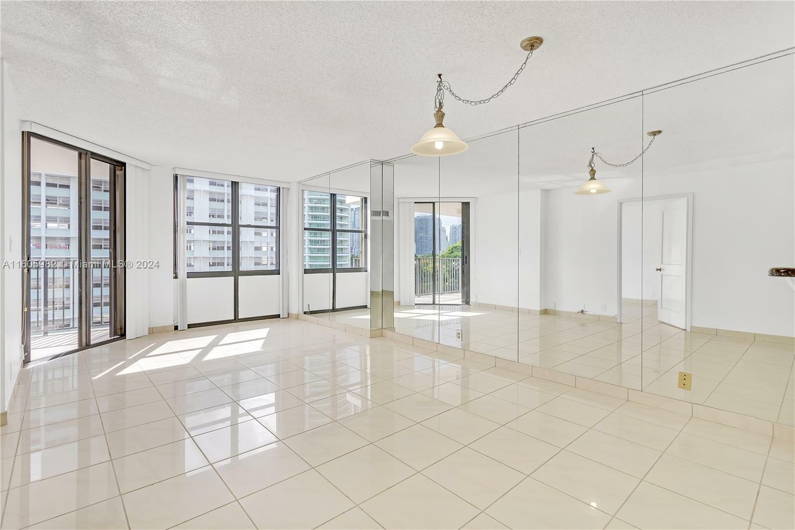 Property Photo:  1865 Brickell Ave A805  FL 33129 