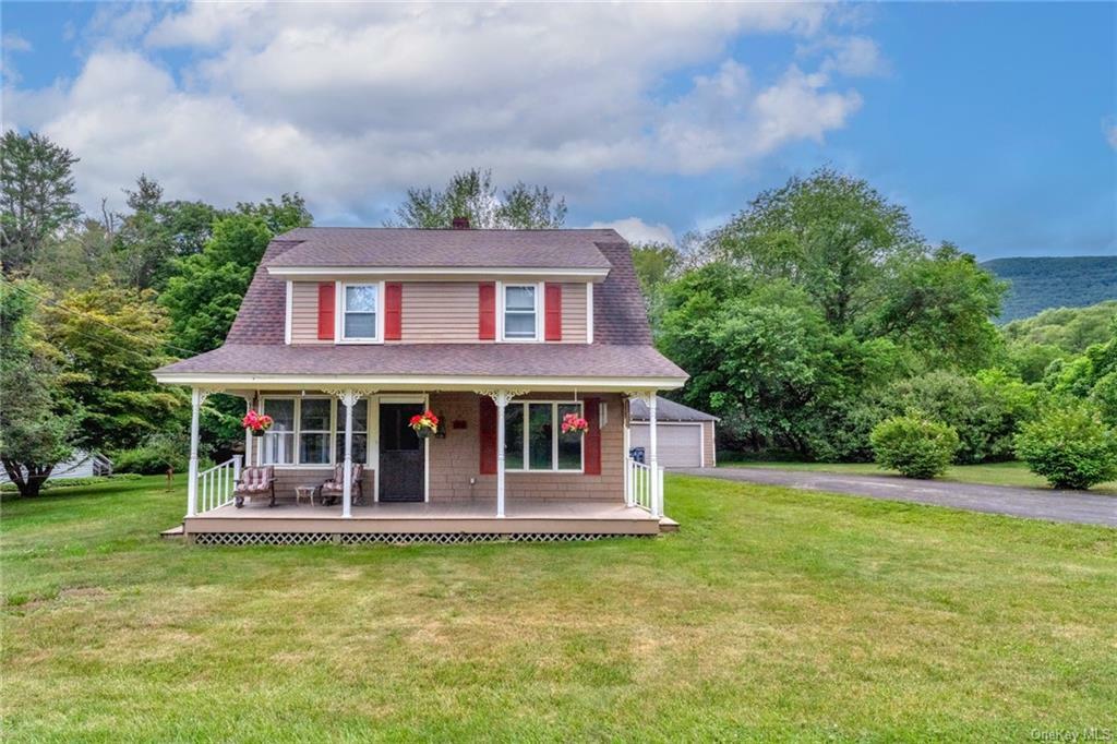 Property Photo:  353 W Saugerties Road  NY 12477 