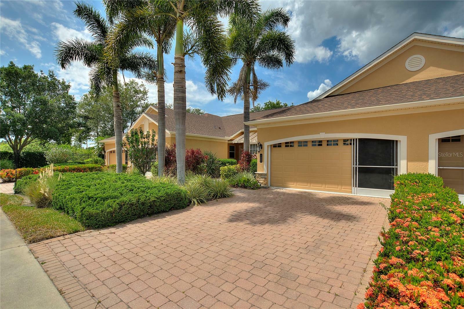 Property Photo:  4800 Turnberry Circle  FL 34288 