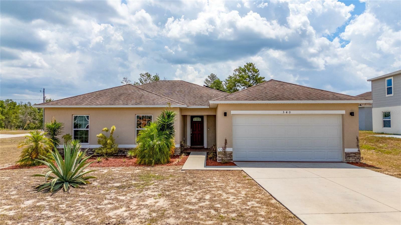 Property Photo:  340 Elderberry Court  FL 34759 