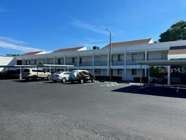 Property Photo: 2060 Marilyn Street 124 FL 33765
