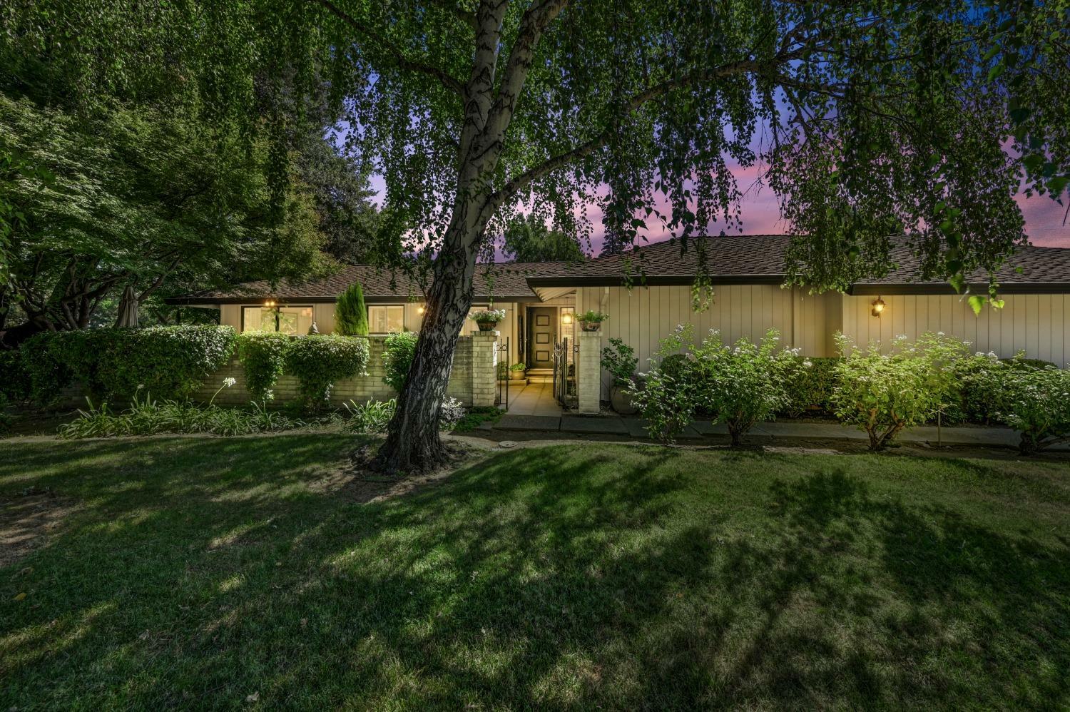 1216 Commons Drive  Sacramento CA 95825 photo