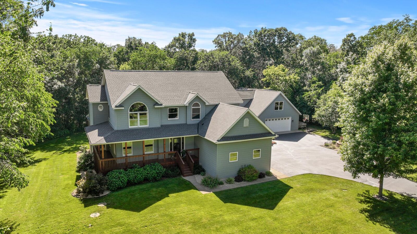 Property Photo: 9682 131st Avenue SE MN 55308