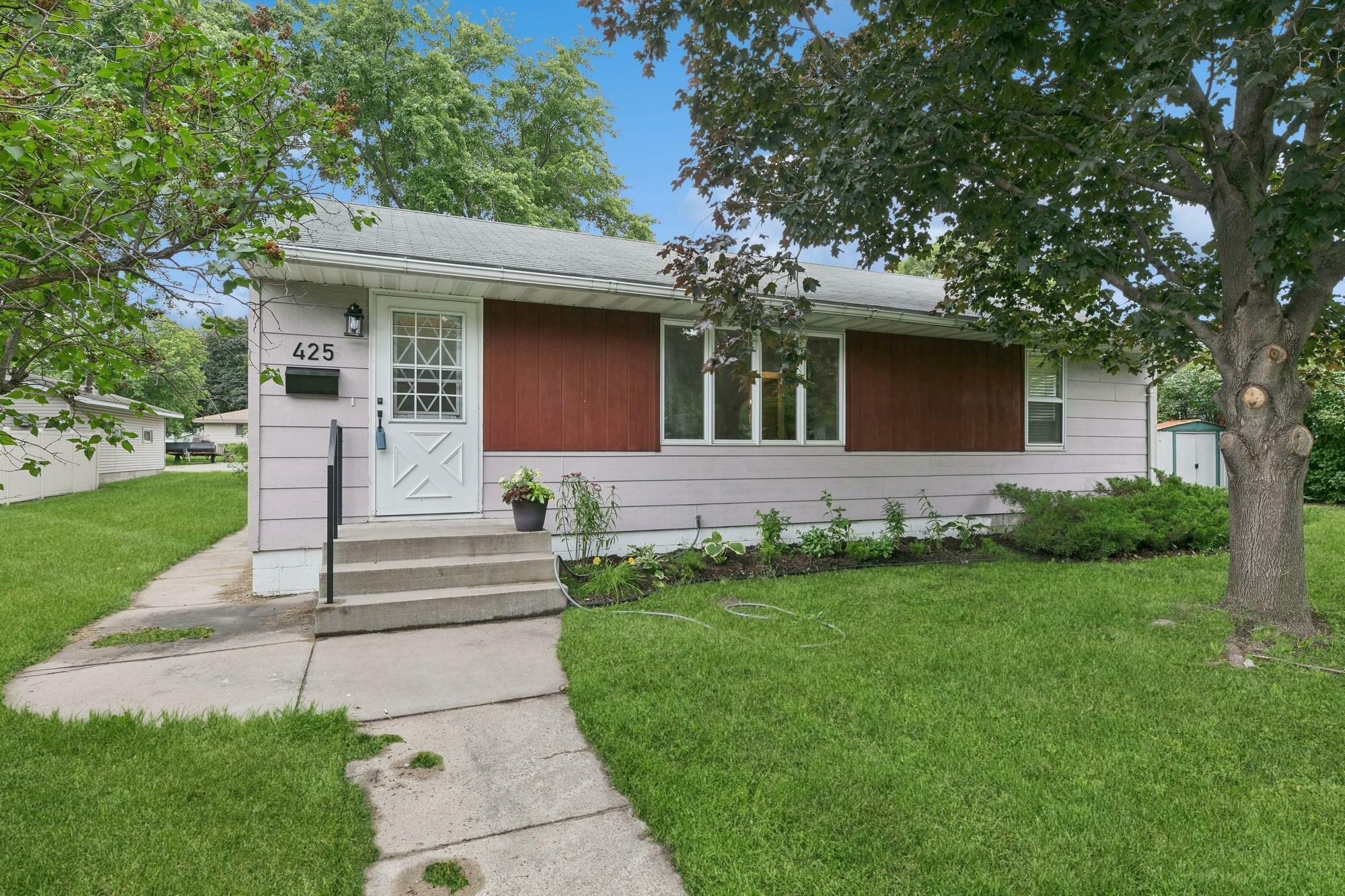 Property Photo:  425 25th Avenue N  MN 56303 