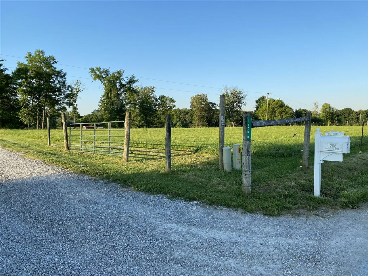 Property Photo:  1266 Roseburg Road  KY 42729 