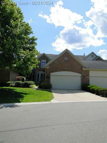 Property Photo:  39425 Village Run Drive  MI 48168 