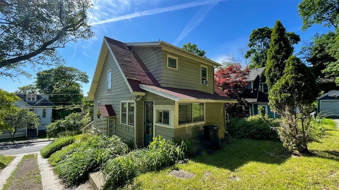 Property Photo:  113 Lake Street  NY 14850 