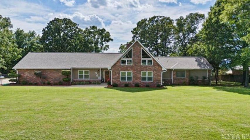 Property Photo: 968 Cliff Road AR 72802