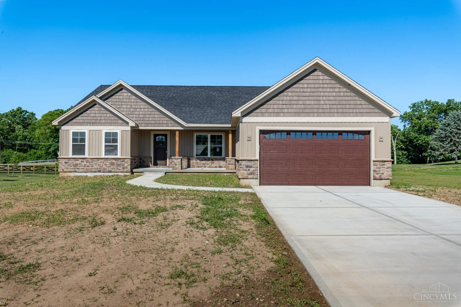 Property Photo: 6115 Rivers Edge Drive OH 45042