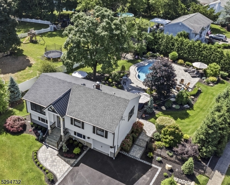 Property Photo:  117 Sunset Rd  NJ 07444 